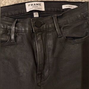 FRAME - denim coated gray slight shine